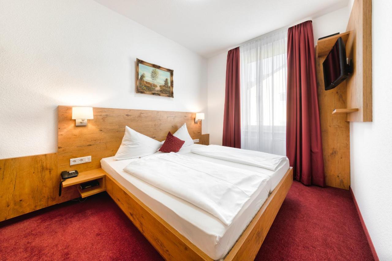 Hotel Krone Rielasingen-Worblingen Exterior photo