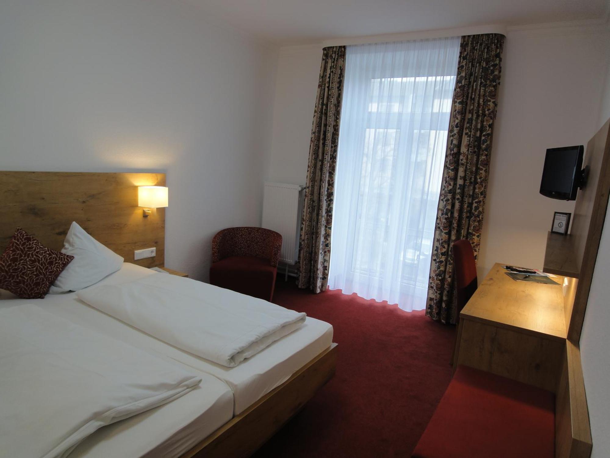 Hotel Krone Rielasingen-Worblingen Room photo