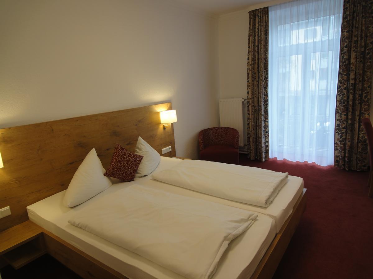 Hotel Krone Rielasingen-Worblingen Exterior photo