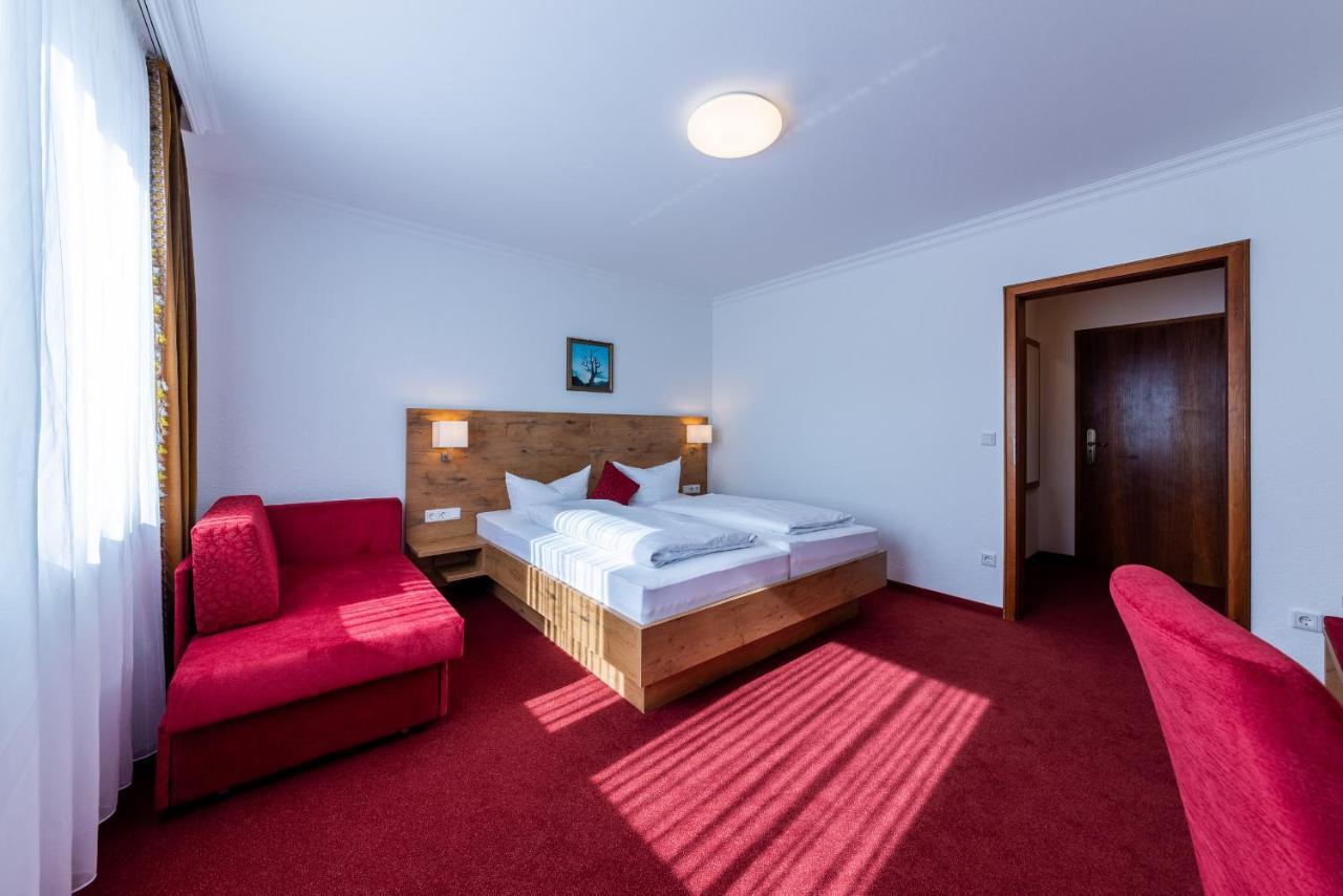 Hotel Krone Rielasingen-Worblingen Exterior photo