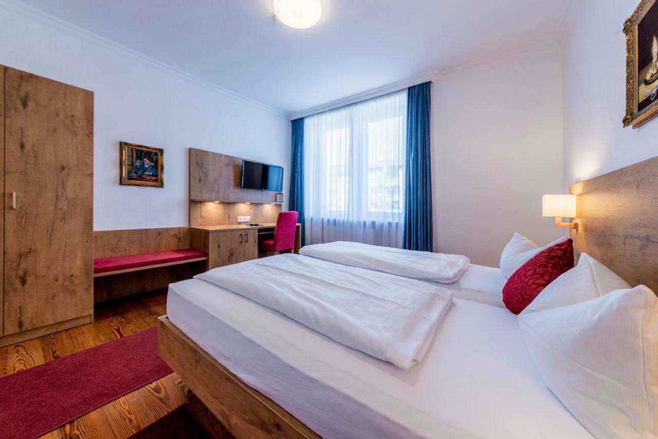 Hotel Krone Rielasingen-Worblingen Exterior photo